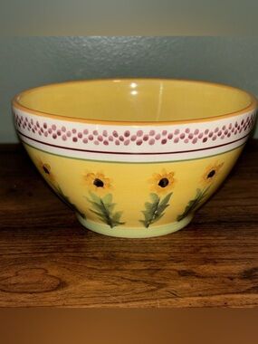 Pfaltzgraff The Secrets Of Pistoulet Sunflower  by Jana Kolpen Cereal Soup Bowl
